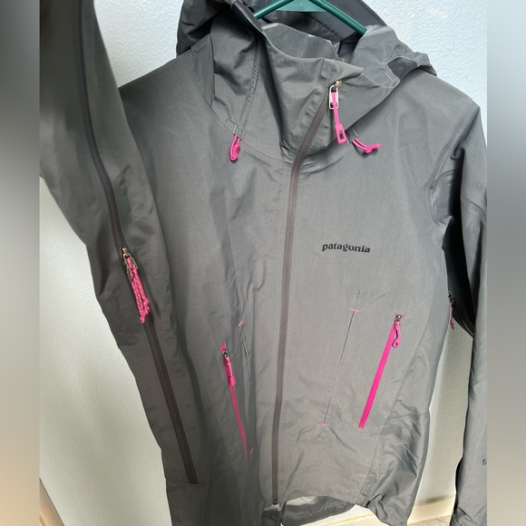 Patagonia super alpine goretex jacket - Picture 8 of 13